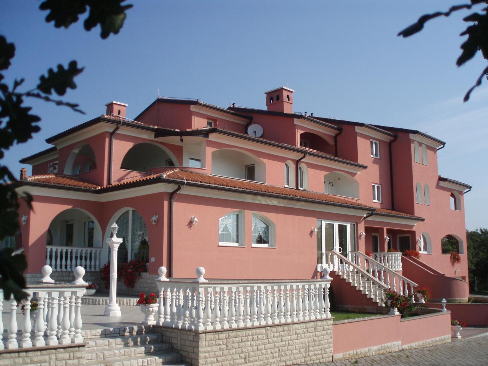 Apartments And Rooms Villa Chiara Krnica Kültér fotó