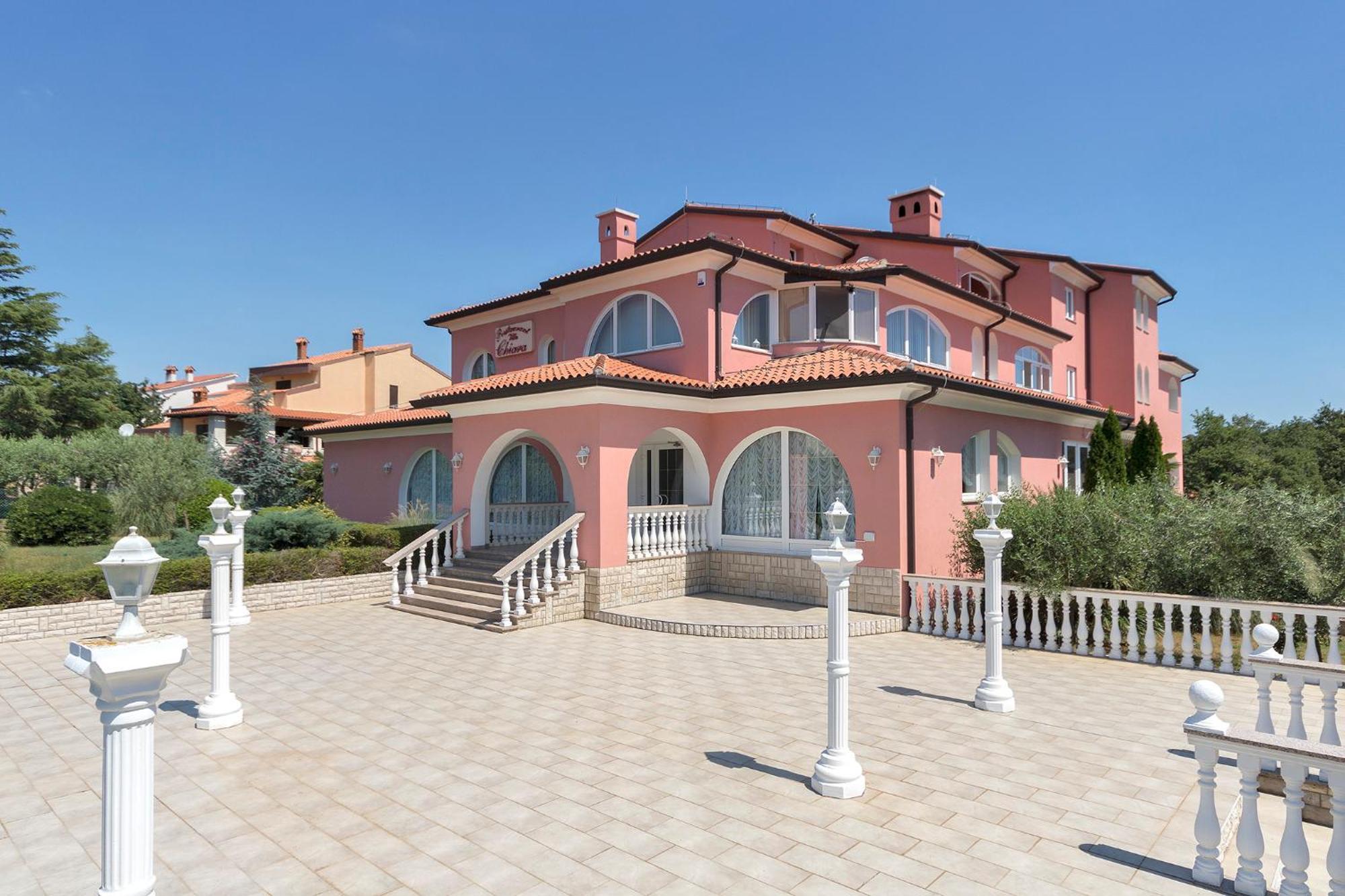Apartments And Rooms Villa Chiara Krnica Kültér fotó